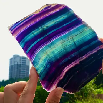 Образцы необработанного камня из натурального радужного кристалла флюорита